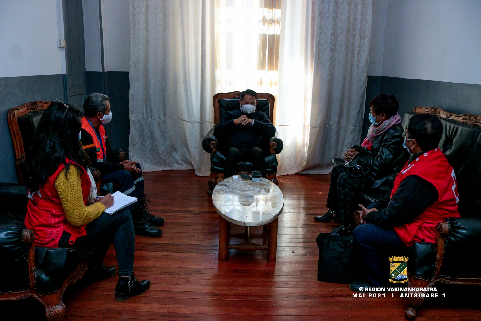 NANOLOTRA NY VINAN'ASANY TAO AMIN’NY GOVERNORAN'NY FARITRA VAKINANKARATRA NY FILOHA NASIONALY NY CROIX-ROUGE MALAGASY